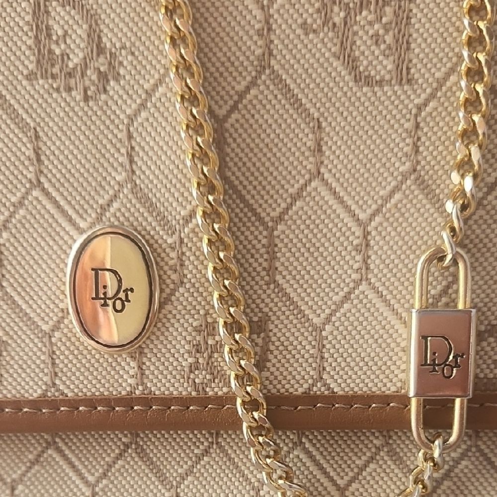 Dior Honeyomb Vintage Shoulder Bag - Picture 2 of 13